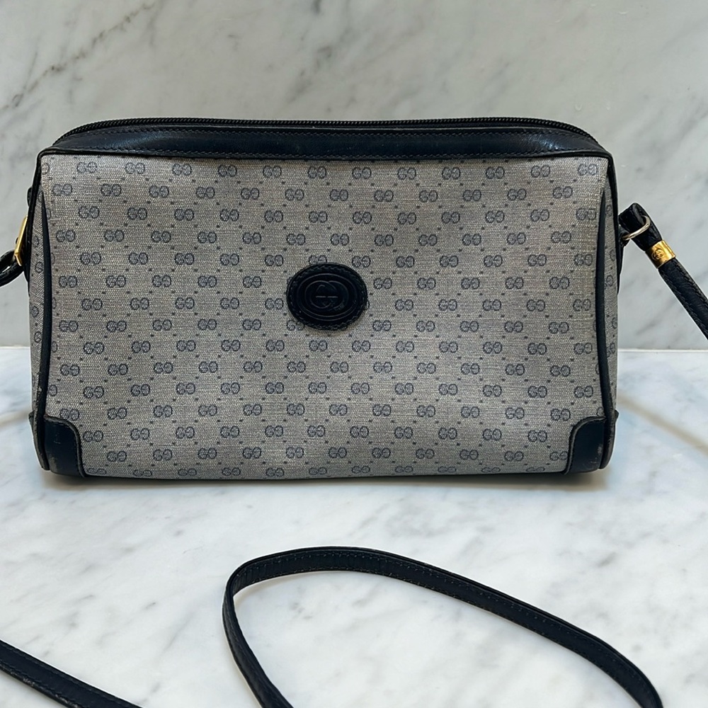 Navy GUCCI crossbody bag